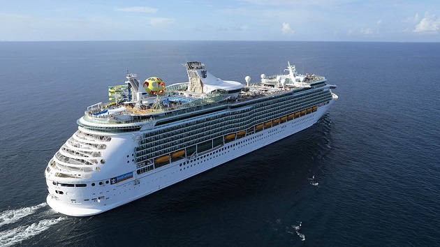 Durante esta temporada de cruceros, la cual empezó en noviembre de 2021 al 30 de enero de 2022, han ingresado 29 mil 481 pasajeros a través de los puertos de Amador, Colón 2000 y Gatún. Foto: EFE