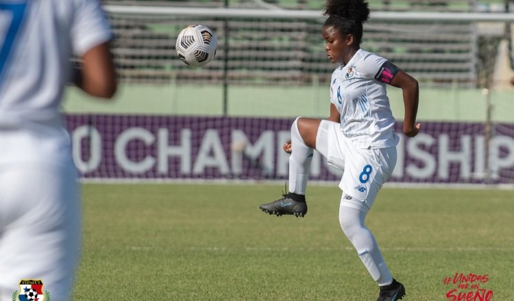 Deysiré Salazar, mediocampista del seleccionado panameño. Foto:FEPAFUT