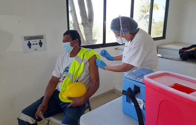 Panamá tiene más de 3 millones de vacunados con dos dosis. Foto: CSS
