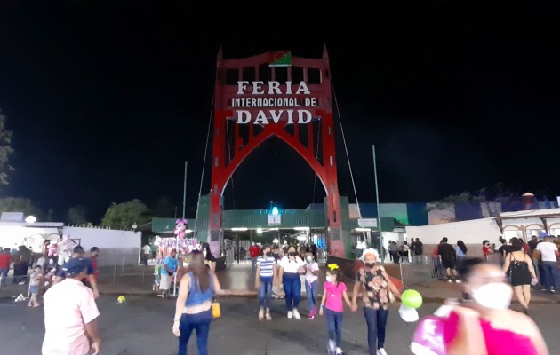 Se espera que este domingo ingresen más personas a la Feria Internacional de David. Foto. José Vásquez