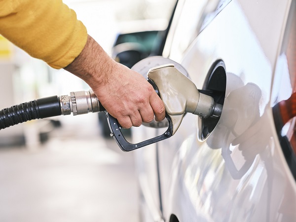 Darle un correcto cuidado a tu auto no solo te ayudará a ahorrar combustible también le dará más años de vida al mismo.  