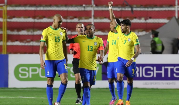 1-  Brasil no ha faltado a ningún Mundial, siempre es favorito para coronarse. Fotos:EFE