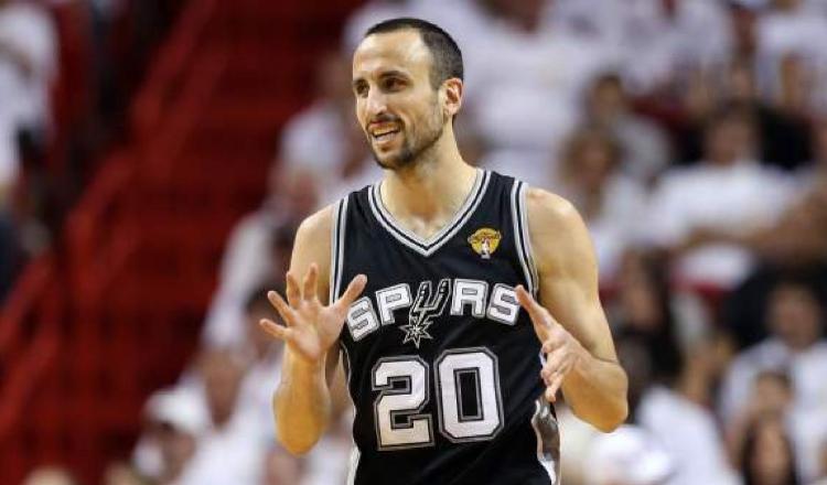 Manu Ginóbili, jugó para los Spurs de San Antonio.