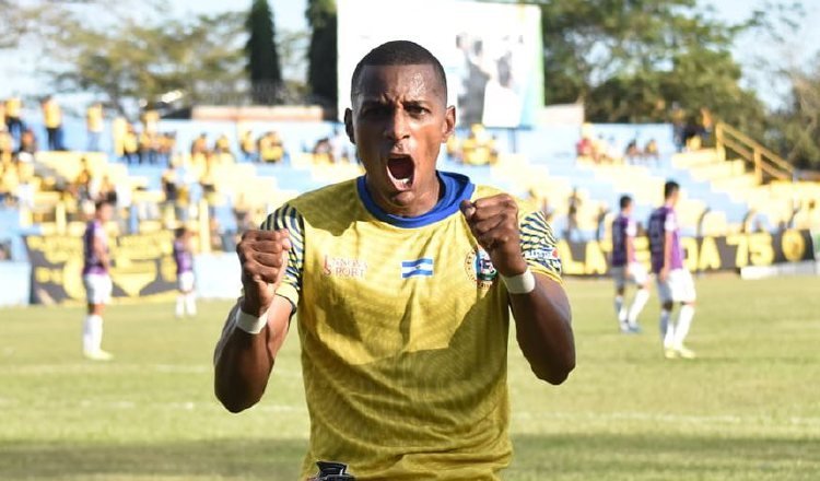 Nicolás Muñoz, jugador de Atlético Limeño. Foto:Twitter