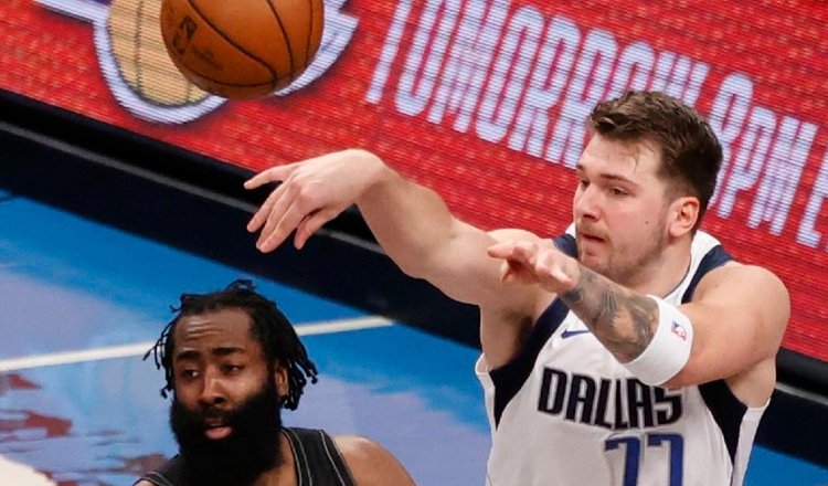 Doncic (77) ha comenzado el tratamiento y no hay un calendario para su vuelta. Foto:EFE