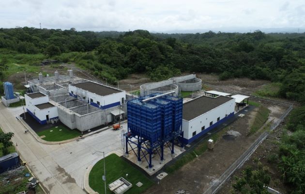 La potabilizadora de Chilibre produce 250 millones de galones diarios para abastecer a los distritos de Panamá, San Miguelito. Cortesía Idaan
