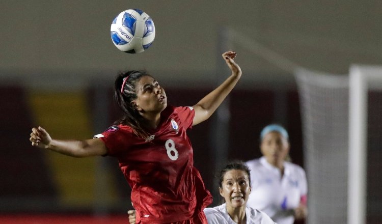 Laurie Batista del selecionado panameño de fútbol. Foto:EFE