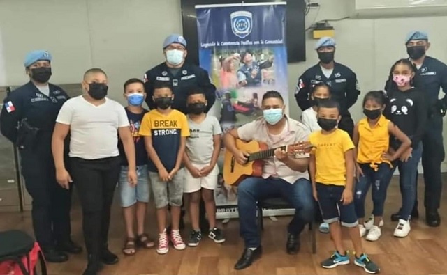 Las clases de música se dictan cada tres meses. Foto: Cortesía