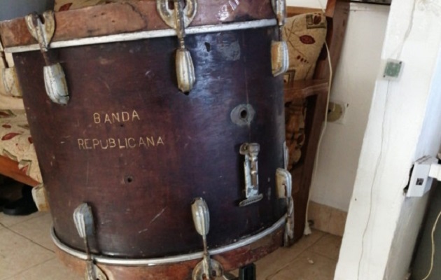 El tambor se usará en algunos conciertos que se realicen en locales cerrados. Foto: Ministerio de Gobierno