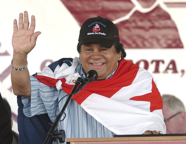 Roberto Durán ganó cuatro títulos mundiales en diferentes categorías.