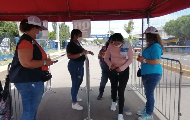 Según el patronato la noche del sábado, más de 32 mil personas asistieron a la feria, fue uno de los mejores días en cuanto a taquilla. Foto. Thays Domínguez