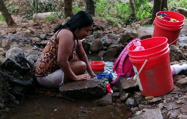 El suministro de agua es crítico en algunos sectores de Arraiján y La Chorrera. Foto: Eric A. Montenegro