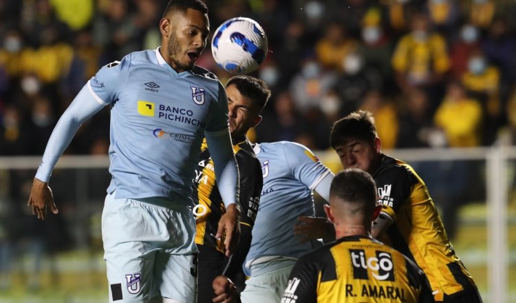 Ismael Díaz actualmente juega en la Universidad Católica de Ecuador. Foto: EFE