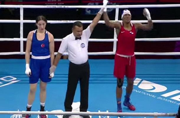 Atheyna Bylon (rojo) se impuso a Busra Isildar de Turquía. Foto: Fedebop.