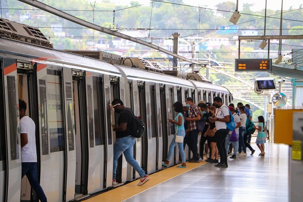 El nuevo horario aplica para las dos líneas del metro. Foto: Cortesía Metro de Panamá
