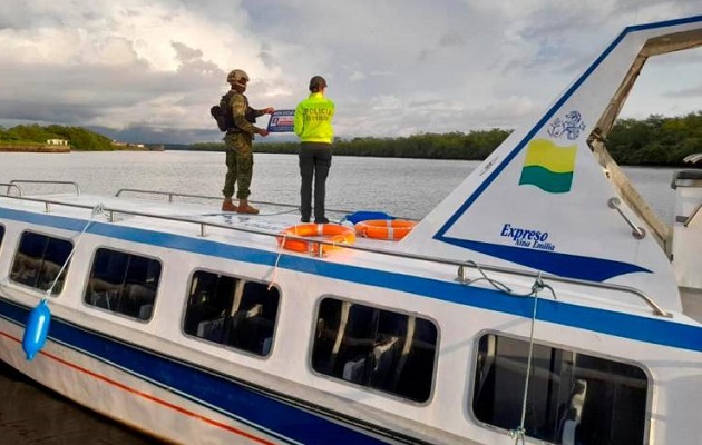 Esta red de narcotraficantes al servicio de las disidencias de las FARC empleaba semisumergibles. Foto:Policía de Colombia