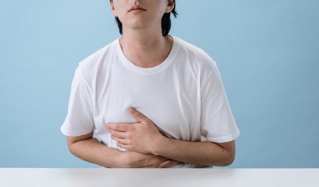 Es una enfermedad crónica inflamatoria del intestino grueso. Foto: Ilustrativa / Pexels