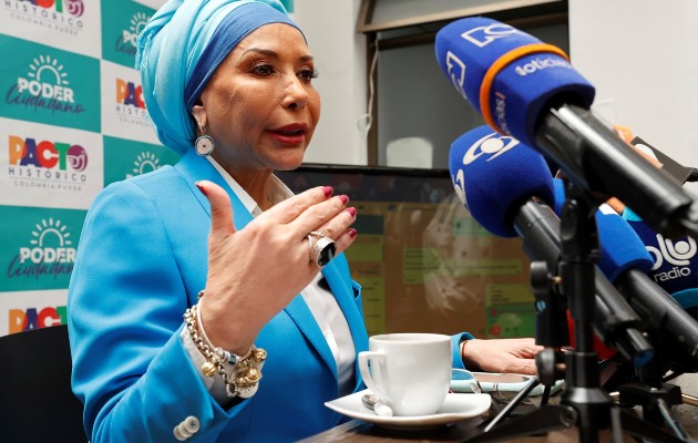 La senadora Piedad Córdoba llevaba el dinero oculto en una maleta. Foto: EFE