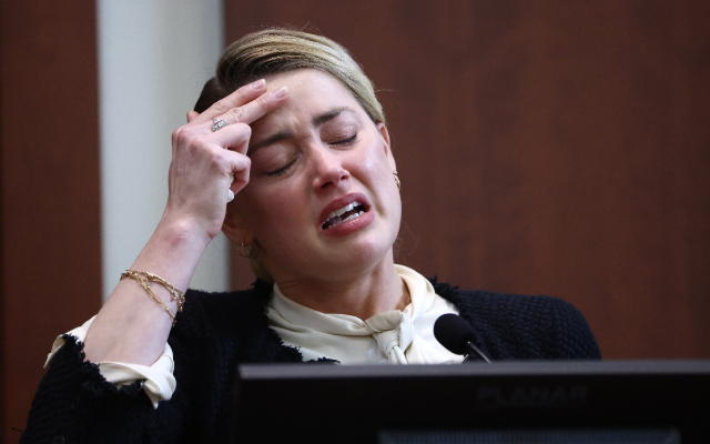 Amber Heard en una de sus intervenciones durante el juicio. Foto: EFE