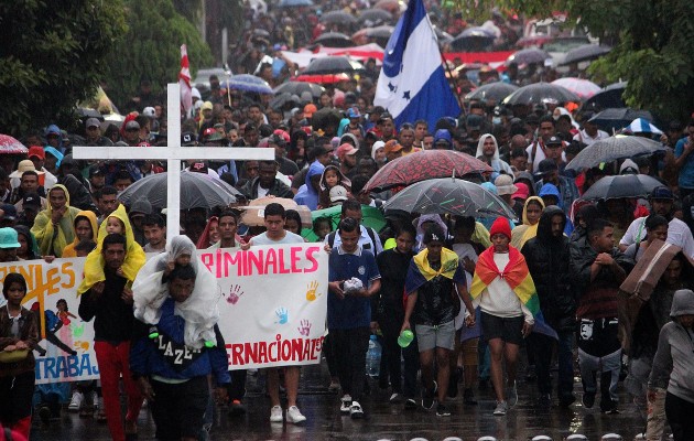 Oficina de Aduanas y Protección Fronteriza (CBP) detectó a más de 1.7 millones de indocumentados en la frontera con México en el año fiscal 2021. Foto: EFE