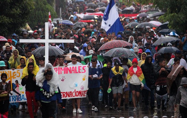  Oficina de Aduanas y Protección Fronteriza (CBP) detectó a más de 1.7 millones de indocumentados en la frontera con México en el año fiscal 2021. Foto: EFE