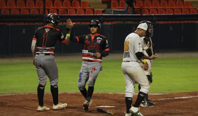 Los Santos perdió ante Bocas del Toro, pero avanzó a la siguiente ronda. Foto: Fedebeis