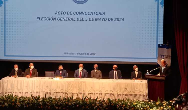 El Tribunal Electoral decidió adelantar en casi un año, su convocatoria a las próximas elecciones generales y la realizó el 1 de junio. Foto: Archivo