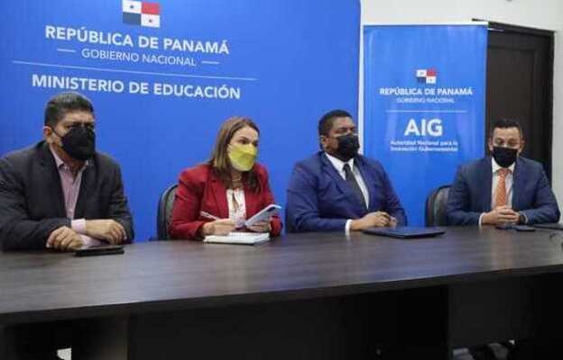 Este proyecto permitirá que el Meduca pueda tener información rápida, precisa y cómoda para el acceso de la información de los estudiantes y docentes. Foto: Cortesía Meduca