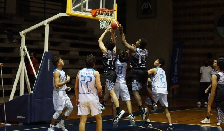 Los partidos de las semifinales estuvieron candente. Foto:Cortesía