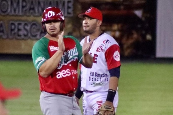 Carlos Xavier Quiroz dio un jonrón para Chiriquí. Foto: Fedebeis