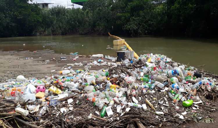 Los ríos de la capital enfrentan altos niveles de contaminación a lo largo de su cauce. Ancón