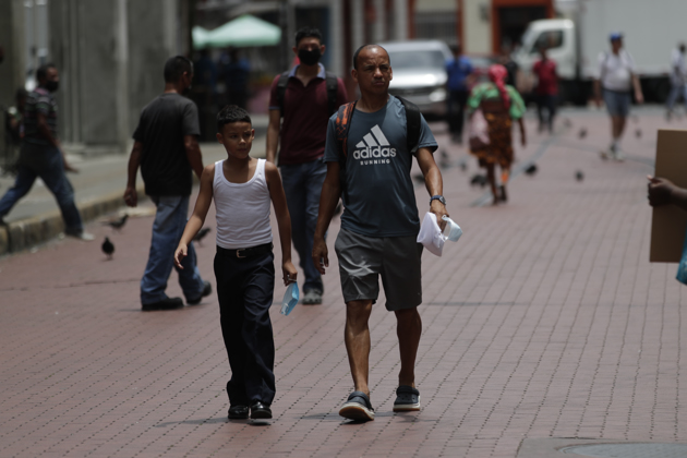 Panamá acumula 8,370 muertes y 924,328 casos por la covid-19. Foto: EFE