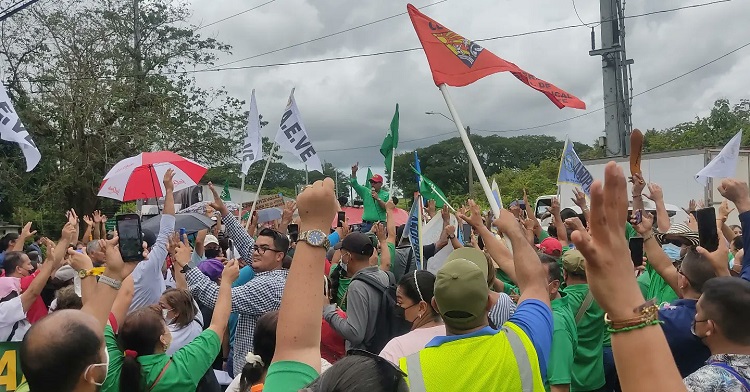 Como pocas veces ocurre, las protestas del pasado viernes, tuvieron más fuerza en el interior del país, como muestra la foto en David, Chiriquí. Foto: Cortesía