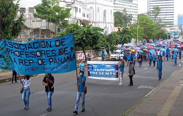 Gremios docentes son en este momento la cara más visible de las protestas, pero se han sumado diversas agrupaciones en todo el país. Foto: Víctor Arosemena