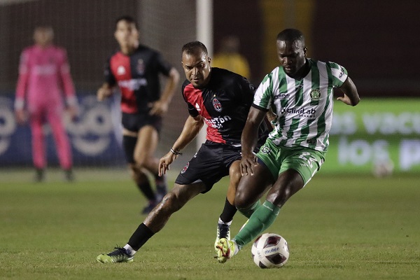 Alianza se impuso a Sporting en la final del torneo pasado. Foto: Cortesía