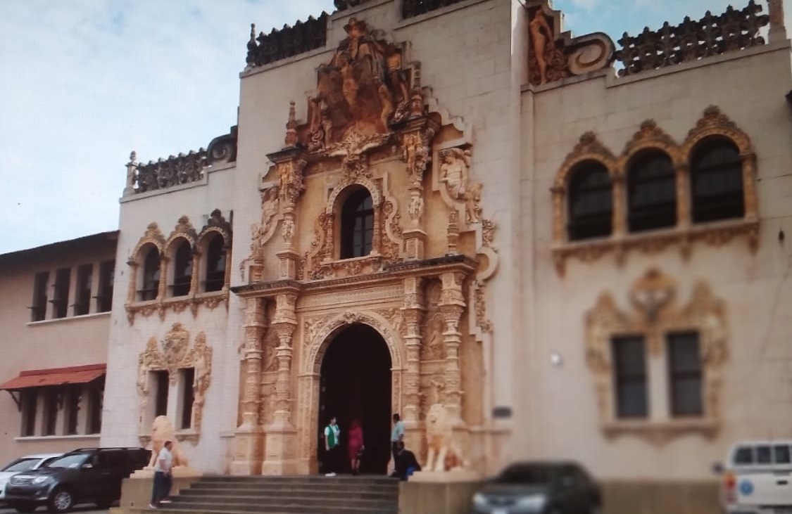 La mesa del diálogo se reanudó en la Escuela Normal de Santiago en Veraguas. Foto: Archivo/Ilustrativa 