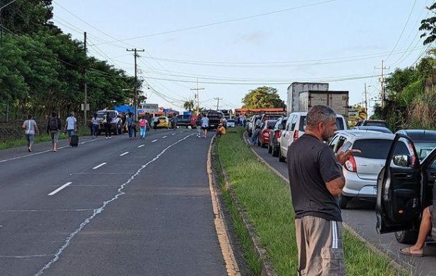 Se mantienen los cierres de vías en varios puntos del país. Foto: Redes Sociales