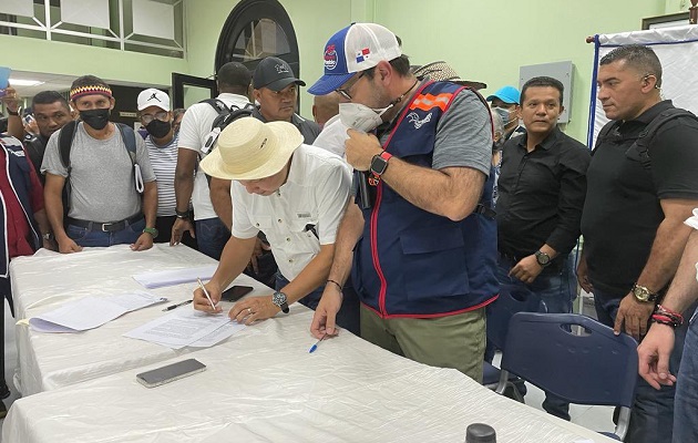 La Defensoría del Pueblo ha tratado de mediar en las negociaciones. Foto: Defensoría