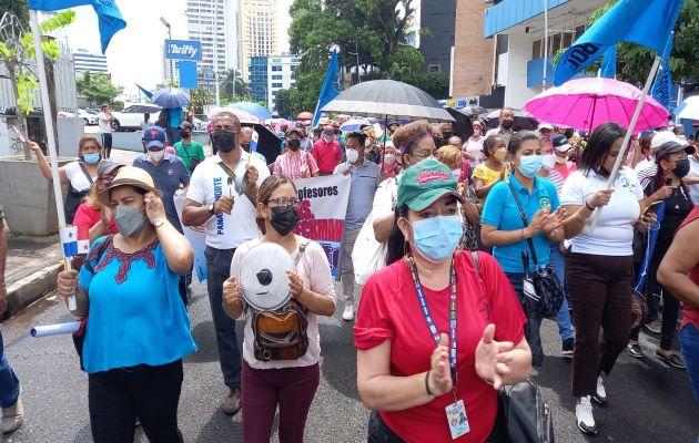 Luchas sociales y económicas han llevado a diversos sectores a pelear en las calles. Foto: Víctor Arosemena