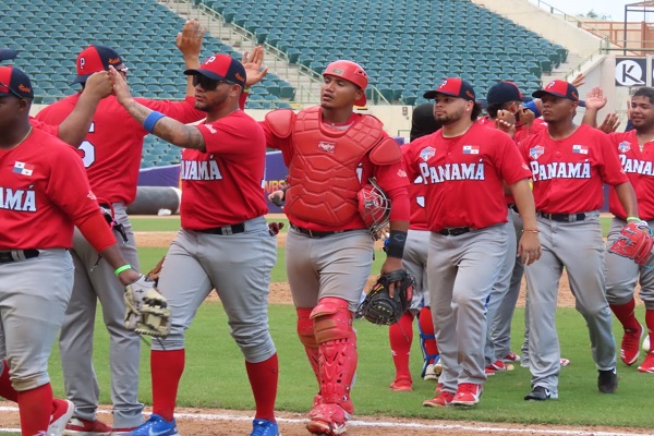 Equipo de béisbol de Panamá. Foto: Fedebeis