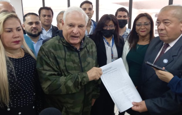 Expresidente Ricardo Martinelli va por la presidencia de la República por la libre postulación. Foto: Víctor Arosemena