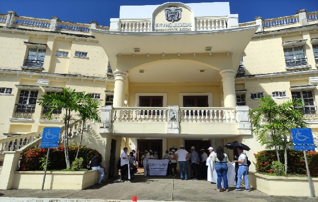 Leonel Sanjur, señaló que hubo afectación de derechos y que les corresponde a las autoridades administrativas despejar la vía. Foto. José Vásquez