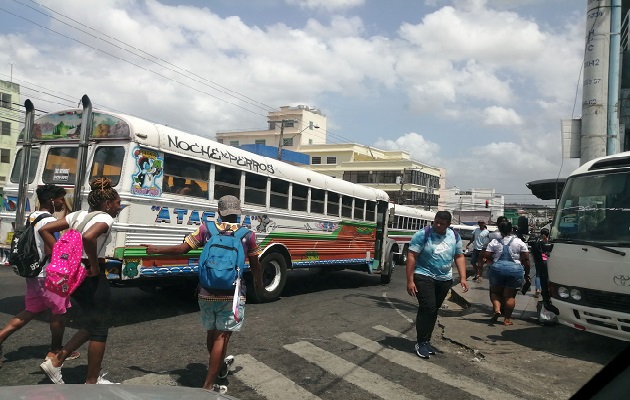 Una de las primeras medidas ha sido la suspensión de eventos festivos, actividades culturales y deportivas que impliquen erogaciones al erario municipal. Foto. Eric Montenegro