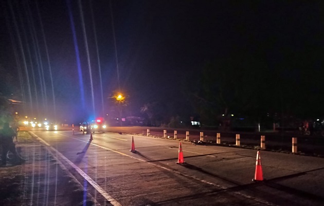 Durante el fin de semana varios conductores fueron sancionados por exceso de velocidad y otros por manejar con aliento alcohólico. Foto. Melquiades Vásquez