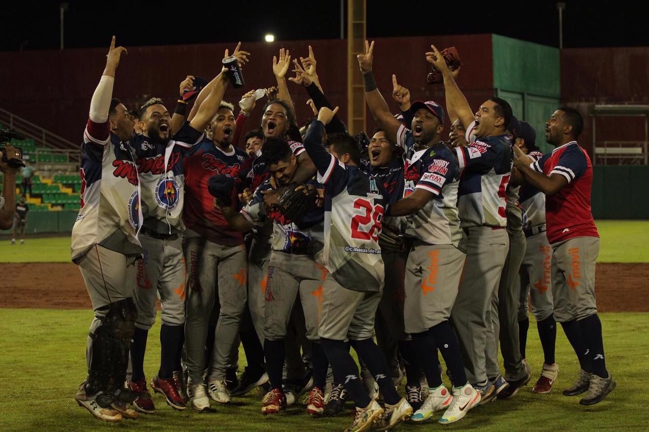 Panamá Metro le ganó la Serie Final por 4-2 a Chiriquí. Foto: Fedebeis Panamá Metro le ganó la Serie Final por 4-2 a Chiriquí. Foto: Fedebeis