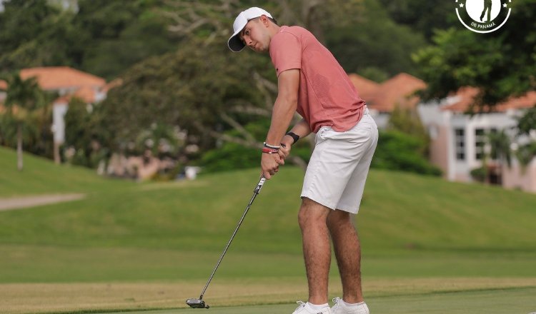 El golfista Jean Paul Ducruet se coronó en el Pacific Classic 2022. Foto: Cortesía