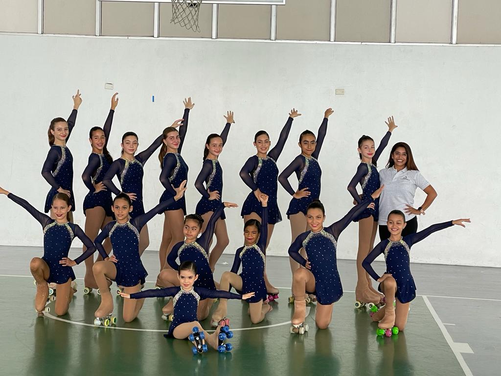 Las patinadoras, Valeria Corcione, Camila García de Paredes, Valeria Lacharme, Gabriela Paz, Galit Pinzón, Guadalupe Quiróz, Andrea Rojas Pardini, Bábara Royo y Gabriela Sossa, serán las representantes panameñas. Foto: Cortesía