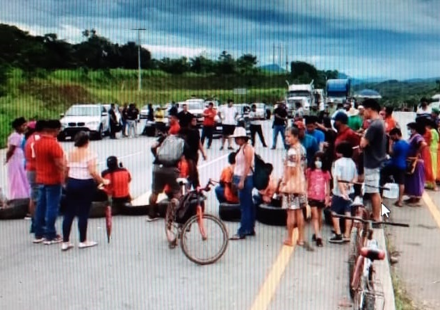 Los cierres de la vía Panamericana en julio pasado en Chiriquí causaron millonarias pérdidas. Foto: Mayra Madrid.