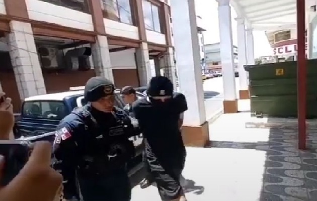 Al ciudadano colombiano le imputaron cargos por el delito de femicidio agravado y por el Tribunal de Garantías se le dictó la medida de detención provisional. Foto. Diomedes Sánchez