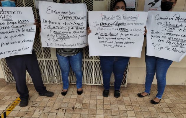 Unas 450 pequeñas farmacias cerraron este lunes. Foto: Unprofa